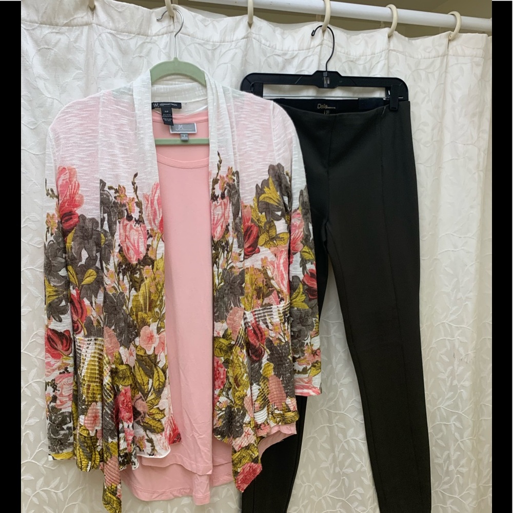 Closet Clear Out Women’s 3PC Buy2OutfitsGet 1Free